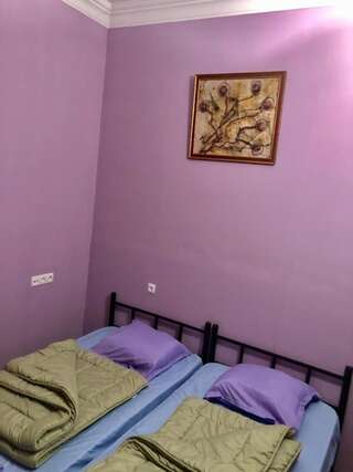 Хостелы hostel kopala Тбилиси Стандартный трехместный номер-5